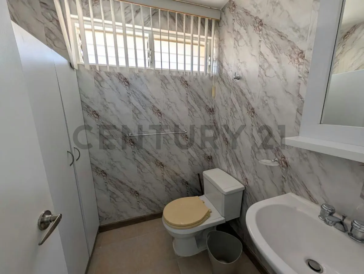 Apartamento tipo Penthouse ubicado en el sector Playa Moreno en Pampatar - 15
