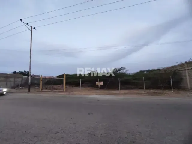 Terreno en Alquiler, Av. General Pelayo, Puerta Maraven - 3
