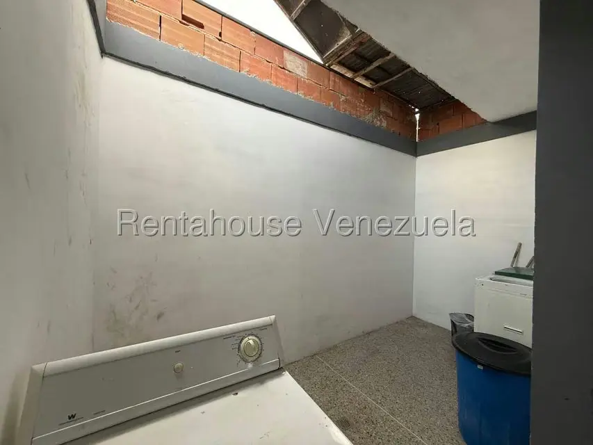 Casa (1 Nivel) en Venta en Zona Oeste, Lara - 11