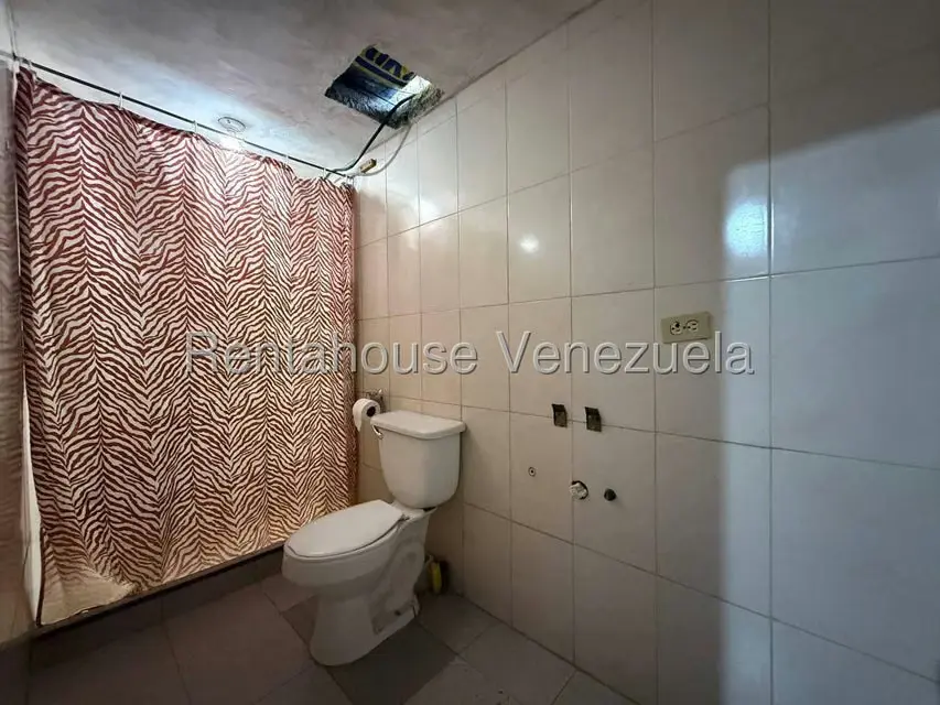 Casa (1 Nivel) en Venta en Zona Oeste, Lara - 17