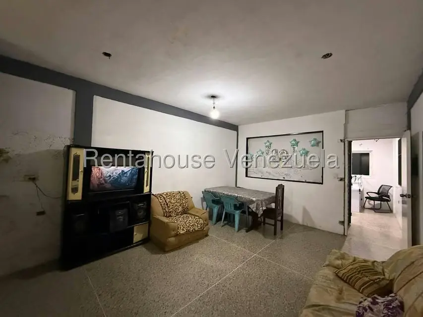 Casa (1 Nivel) en Venta en Zona Oeste, Lara - 20