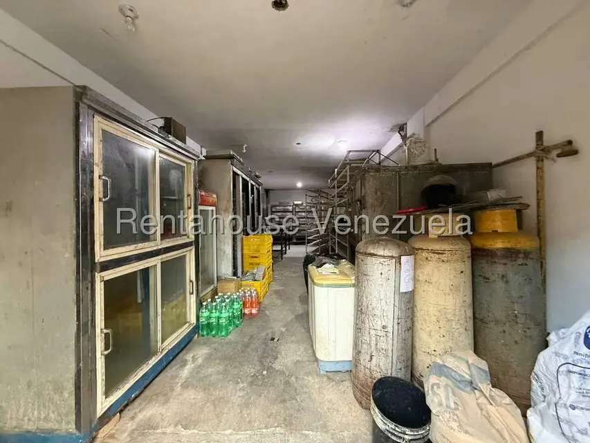 Casa (1 Nivel) en Venta en Zona Oeste, Lara - 30