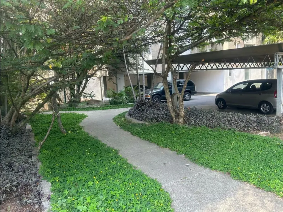 Se vende apartamento 300m2 Alta Florida 2718 - 18