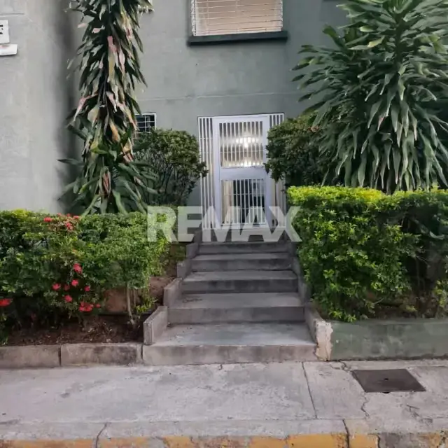 Apartamento en Venta Conjunto Residencial La Sabana Guatire