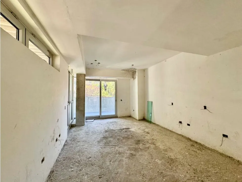Se vende PB 851m2 4h+2s+ch/6b/5p Altamira - 9