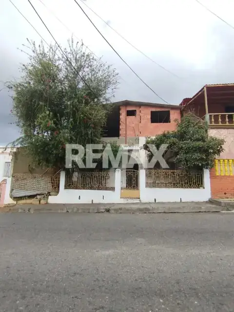 Casa en Venta - Sector La Llanada, Carvajal. ¡Oportunidad de Inversión!