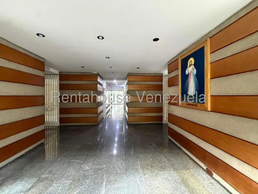 Apartamento (1 Nivel) en Venta en San Bernardino, Distrito Metropolitano - 20