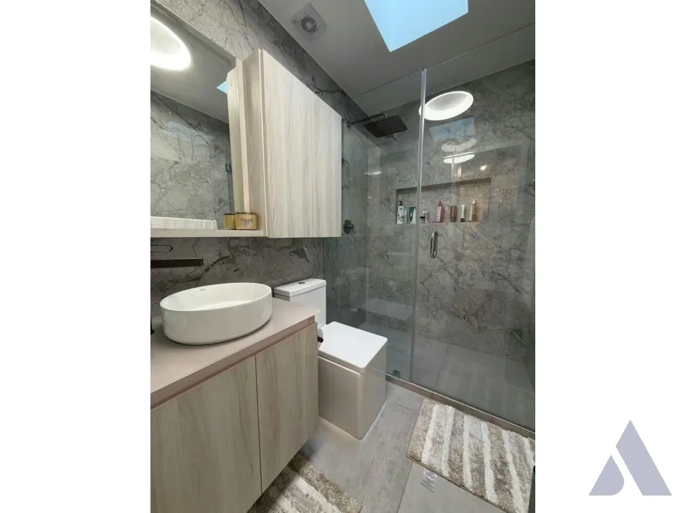 Vendo Casa remodelada 824 m2 La Lagunita. - 12