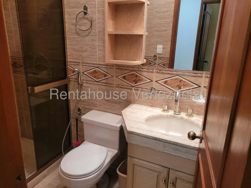 Apartamento (1 Nivel) en Alquiler en El Peñon, Distrito Metropolitano - 13