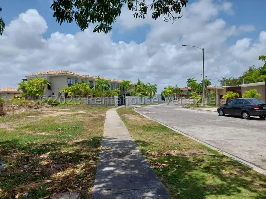 Terreno (Residencial) en Venta en Puerto Encantado, Miranda - 9