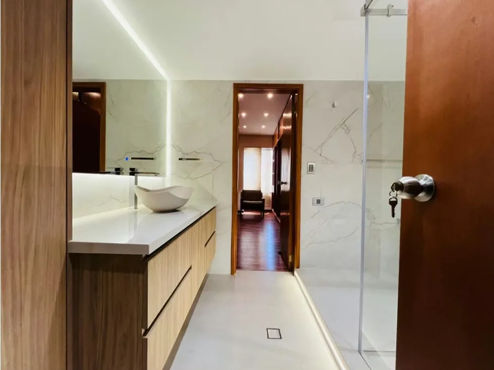 Se alquila Apto 263m² 2h+s/3b+s/3p Valle Arriba - 19