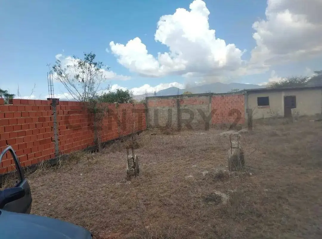 Venta de Terreno - 4