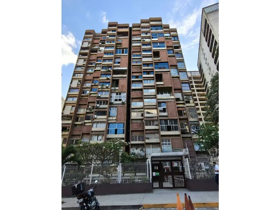 APARTAMENTO EN ALQUILER EN LOS PALOS GRANDES 115m2 - 22