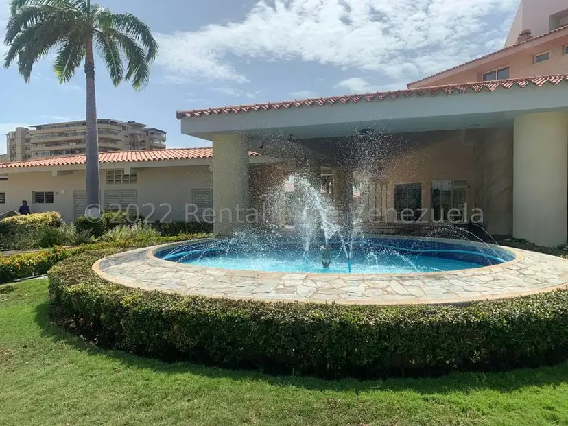 Comercial (Oficina) en Venta en Puerto La Cruz, Anzoategui