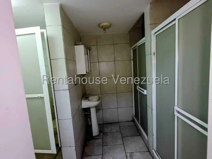 Local Comercial en Venta en Parroquia Catedral, Distrito Metropolitano - 23