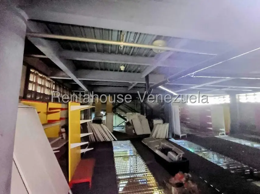 Local Comercial en Venta en Parroquia Catedral, Distrito Metropolitano - 32