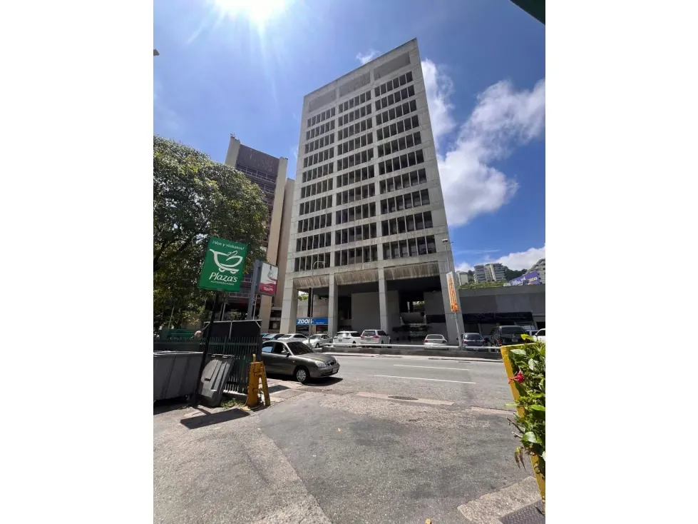 ALQUILER DE OFICINA EN LA TORRE EL TORREÓN EN LAS MERCEDES