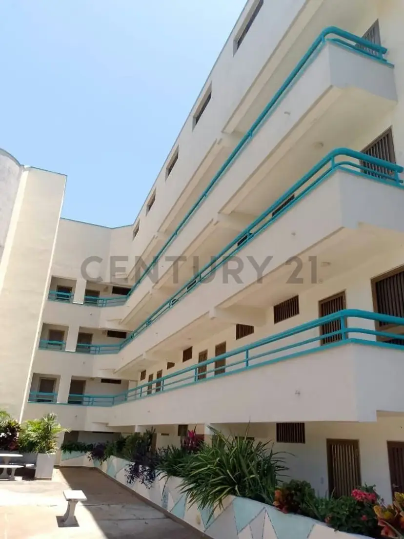 VENTA DE APARATMENTO EN HIGUEROTE / CARENERO