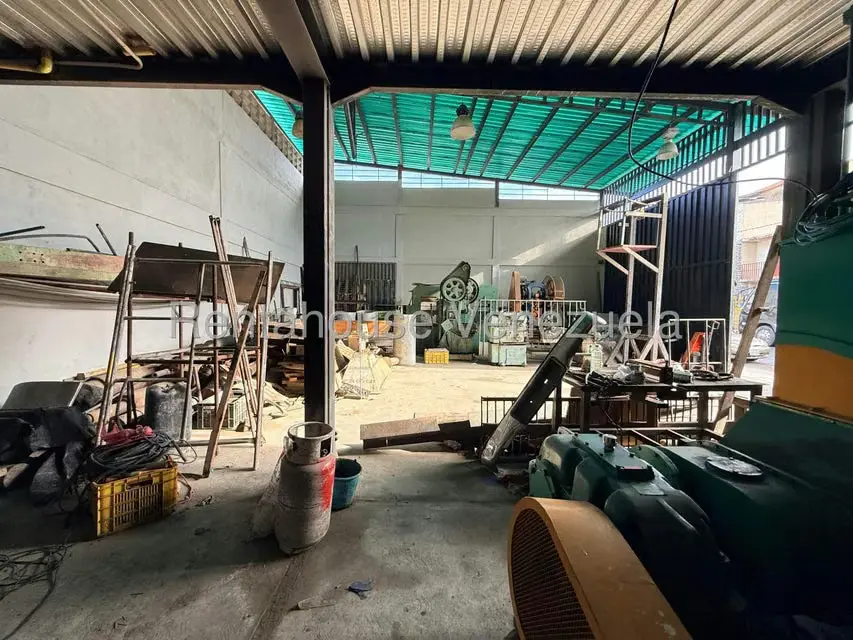 Galpon - Deposito en Venta en Centro, Lara - 18