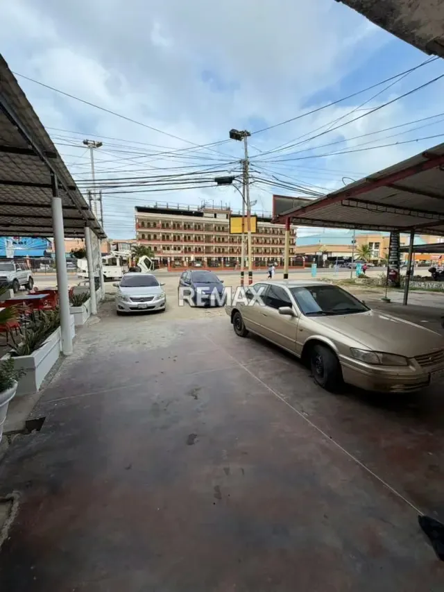 EN ALQUILER LOCAL COMERCIAL DE 120 METROS CUADRADOS, CERCA DEL PUEBLO DE TUCACAS, A ORILLA DE CARRETERA NACIONAL. - 13