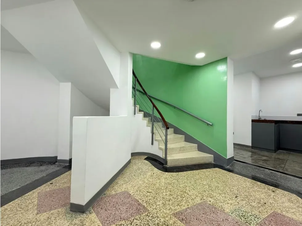 Se vende casa comercial 1558m2 San Roman - 11