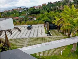 Vista 62