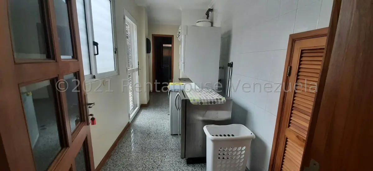 Casa (Duplex) en Venta en Lomas de La Lagunita, Distrito Metropolitano - 11