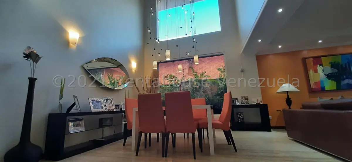 Casa (Duplex) en Venta en Lomas de La Lagunita, Distrito Metropolitano - 7