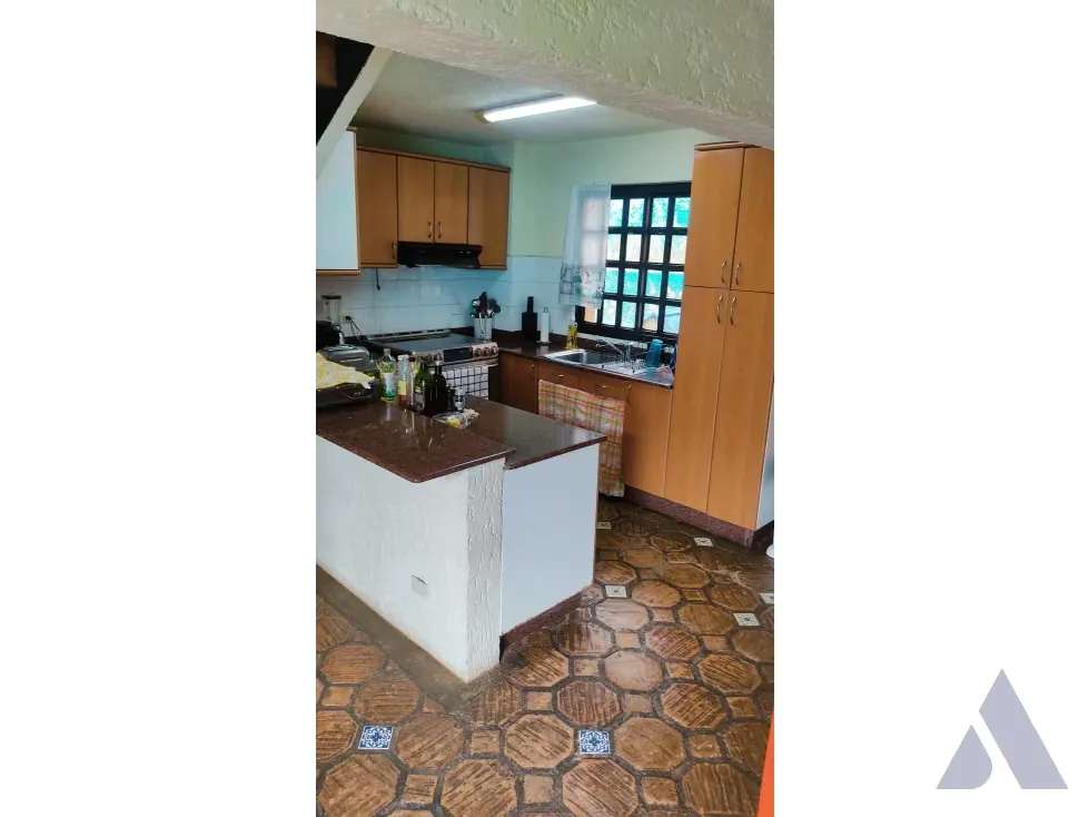 Vendo casa 260m2 Colinas de Corralito 3789 - 12