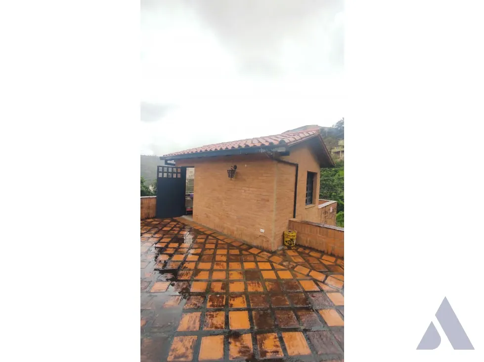 Vendo casa 260m2 Colinas de Corralito 3789 - 32