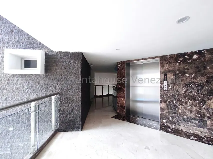 Apartamento (1 Nivel) en Venta en Avenida 19 de Abril, Tachira - 2
