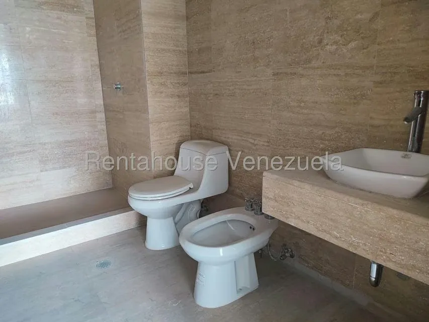 Apartamento (1 Nivel) en Venta en Las Mercedes, Distrito Metropolitano - 23
