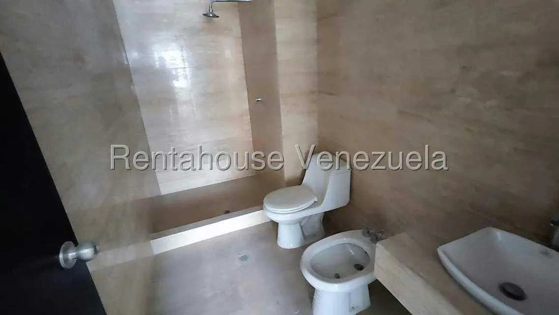 Apartamento (1 Nivel) en Venta en Las Mercedes, Distrito Metropolitano - 24