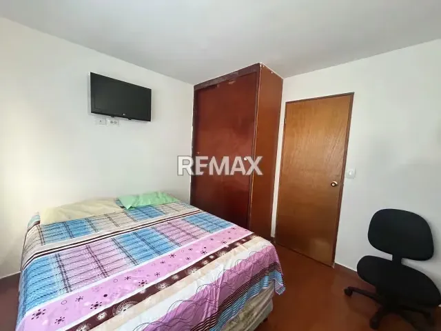 Impecable Apartamento, Piso 6 del Edificio Miranda, Residencias Porlamar. - 5