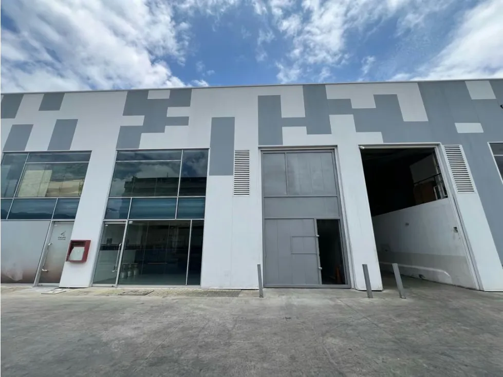 Galpon en Alquiler 300m2 Guatire