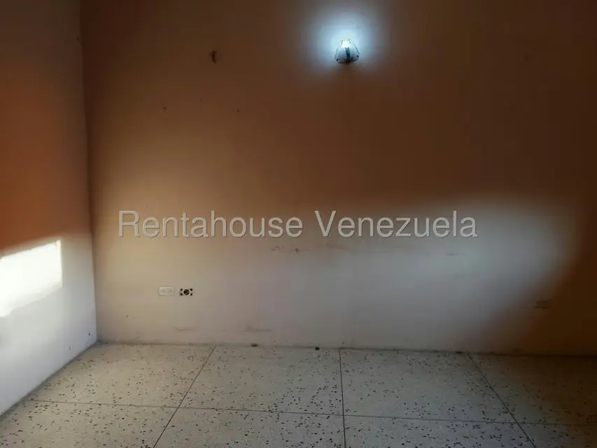 Apartamento (1 Nivel) en Venta en Barbula, Carabobo - 23