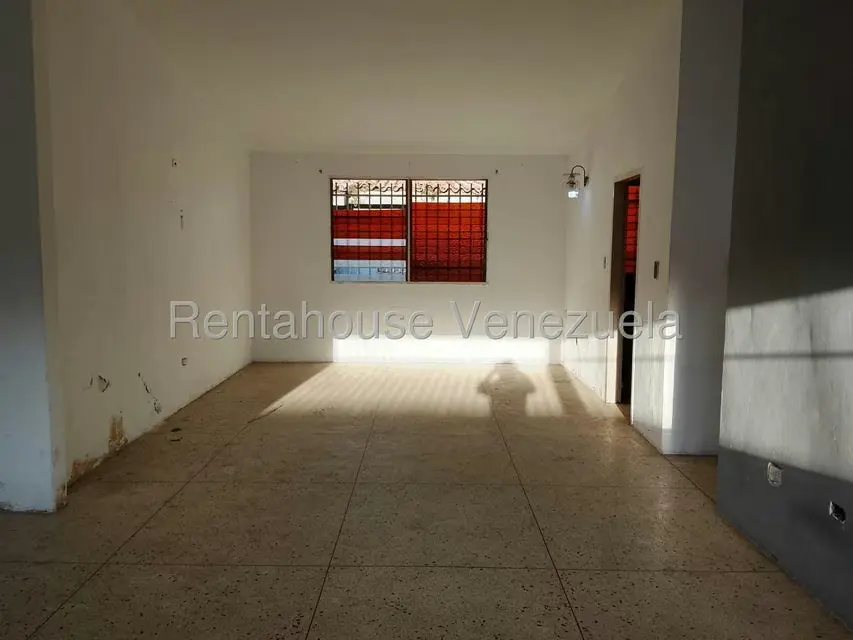 Apartamento (1 Nivel) en Venta en Barbula, Carabobo - 5