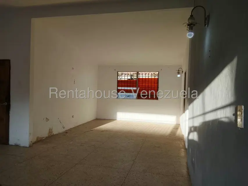 Apartamento (1 Nivel) en Venta en Barbula, Carabobo - 10