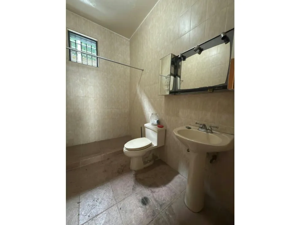 SE VENDE CASA COMERCIAL EN LAS ACACIAS - 7