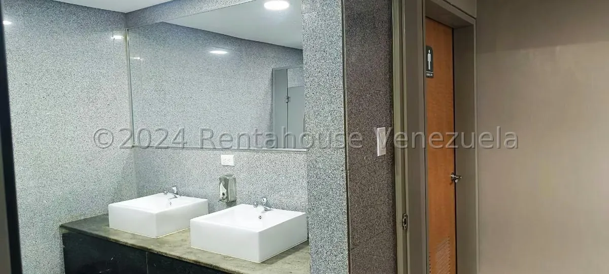 Oficina en Alquiler en Las Mercedes, Distrito Metropolitano - 75