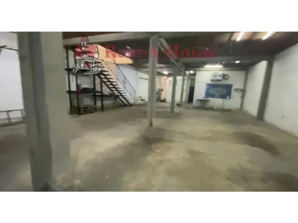 Vendo local comercial 1047 m2 Santa Rosa 0140 - 13