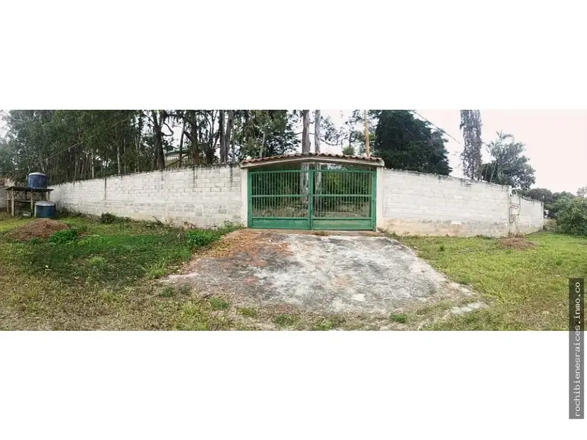 Venta de Parcela con casa en Corralito Carayaca
