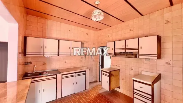 En venta Casa esquinera doble propósito de un solo nivel Genaro Méndez La Concordia - 11