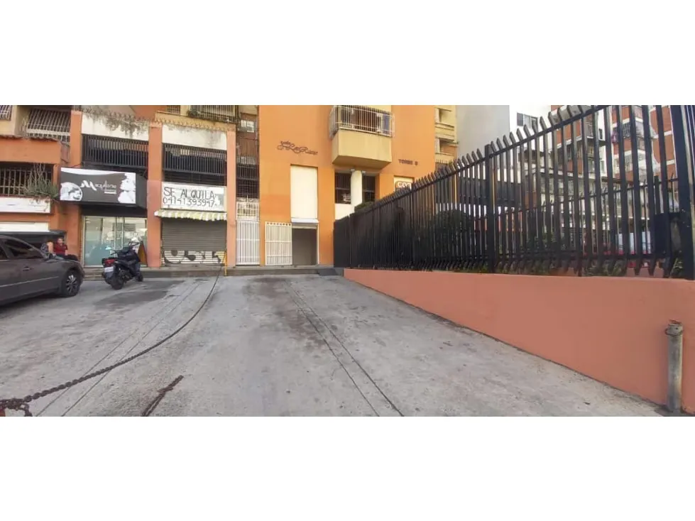 Alquilo local comercial 90m2 Los Ruices 5640