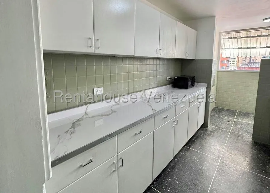 Apartamento (1 Nivel) en Venta en Sabana Grande, Distrito Metropolitano - 12