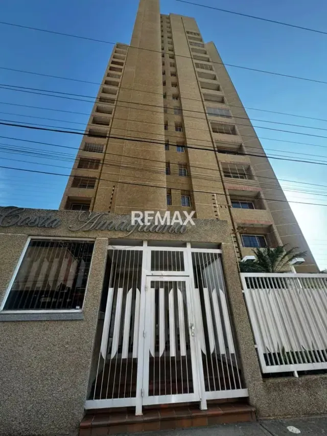VENTA APARTAMENTO EN RES. COSTA AMALFITANA