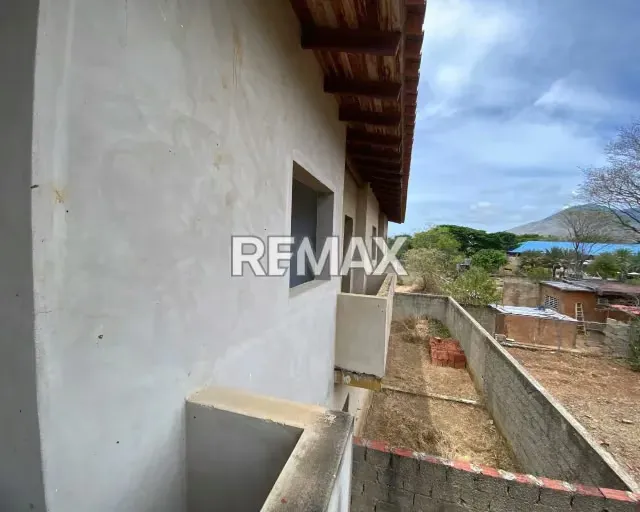 ¡INVIERTE EN RES. SALAMANCA! EN VENTA 5 TOWN HOUSES OBRA GRIS CON DISEÑO FUNCIONAL Y AUTONOMÍA HÍDRICA TOTAL EN LA ASUNCIÓN. EL PROYECTO QUE GARANTIZA RENTABILIDAD Y VALORIZACIÓN PARA TU FUTURO. - 15