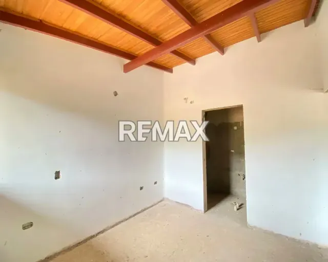 ¡INVIERTE EN RES. SALAMANCA! EN VENTA 5 TOWN HOUSES OBRA GRIS CON DISEÑO FUNCIONAL Y AUTONOMÍA HÍDRICA TOTAL EN LA ASUNCIÓN. EL PROYECTO QUE GARANTIZA RENTABILIDAD Y VALORIZACIÓN PARA TU FUTURO. - 18