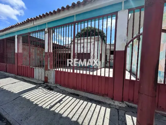 En Venta Amplia Casa en el centro de Barquisimeto ideal para fines comerciales