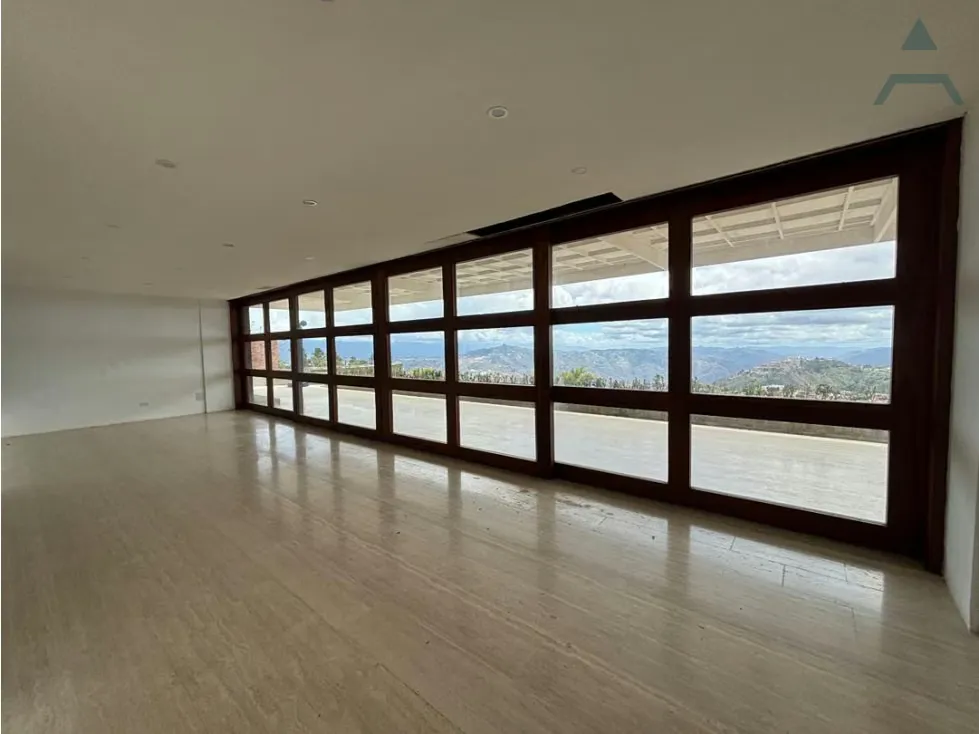 Se vende casa 2400m² 6h+2s/9b+2s/8p Alto Hatillo - 12